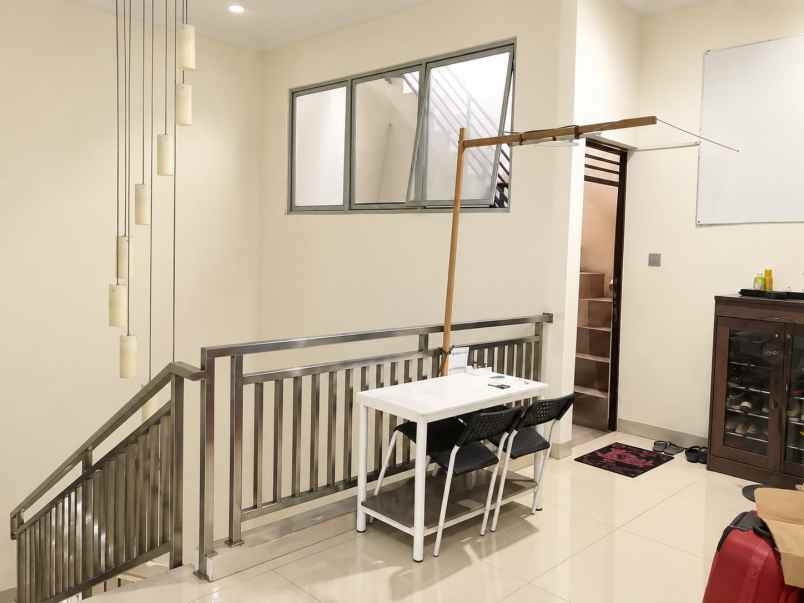 dijual rumah perumahan duta harapan