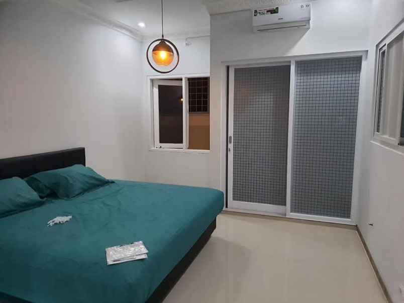 dijual rumah perumahan graha indah