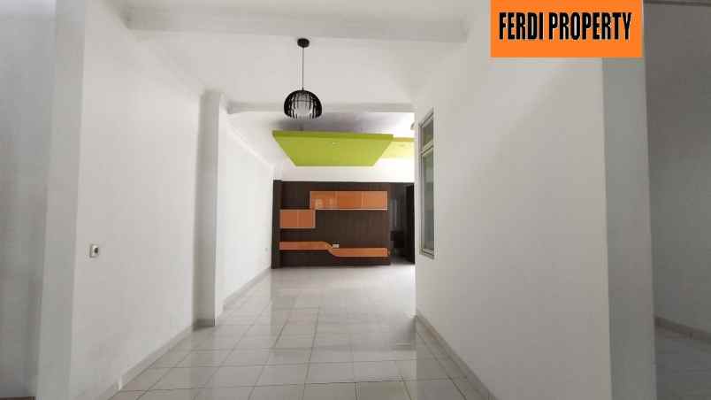 dijual rumah perumahan legenda wisata