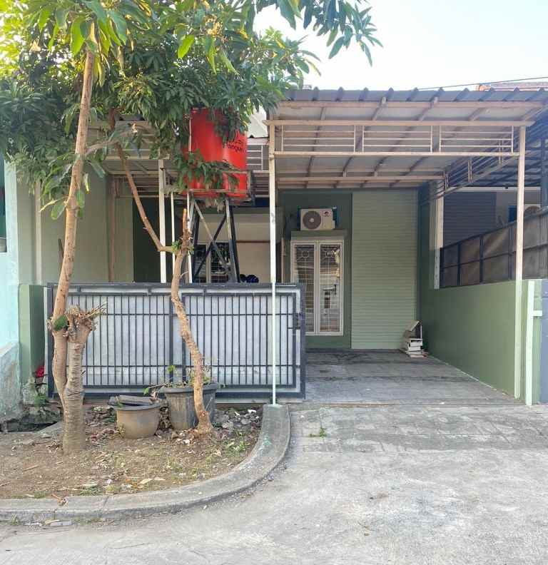 dijual rumah perumahan mutiara gading