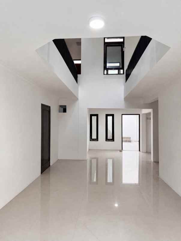 dijual rumah perumahan rungkut harapan