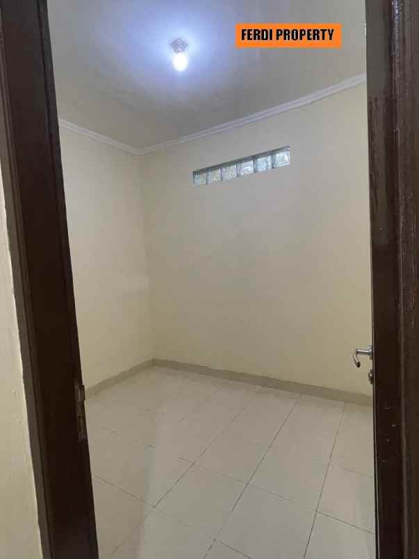 dijual rumah perumahan the address