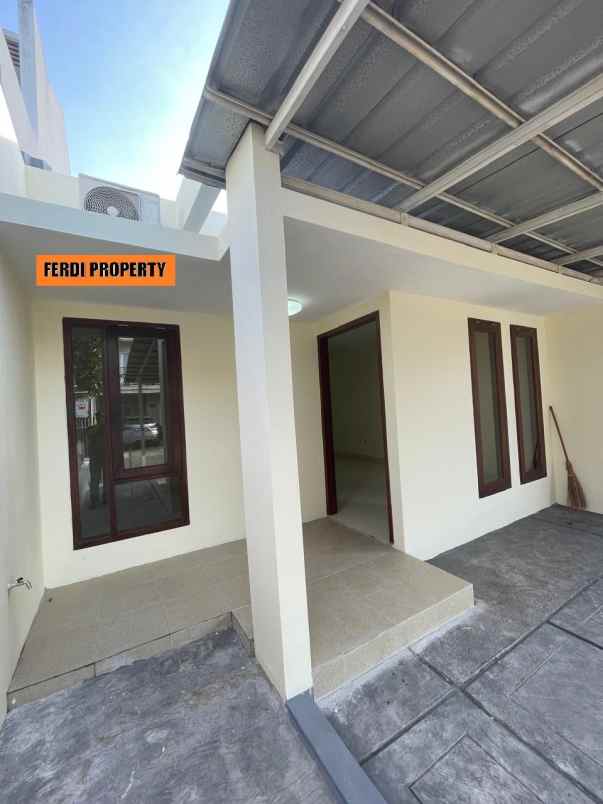 dijual rumah perumahan the address