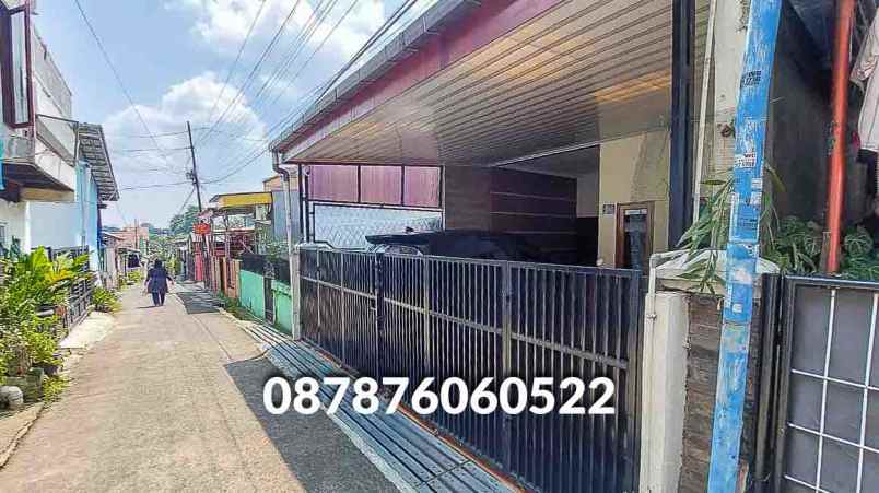dijual rumah perumnas depok 2 tengah jl