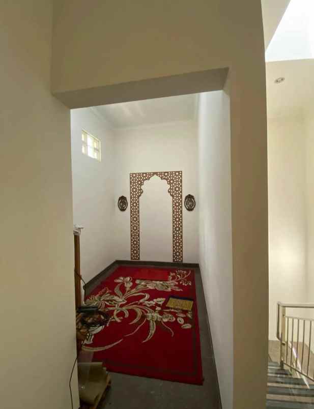 dijual rumah pete