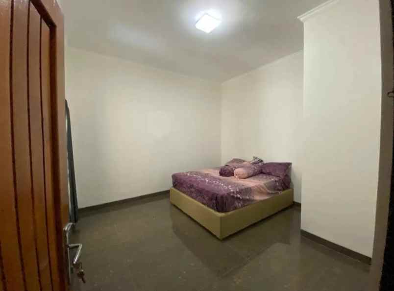 dijual rumah pete