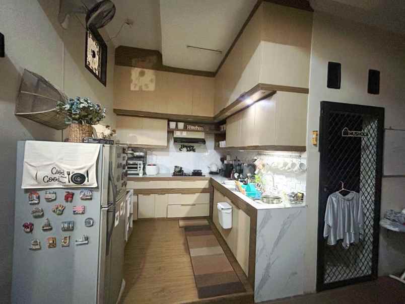 dijual rumah ploso