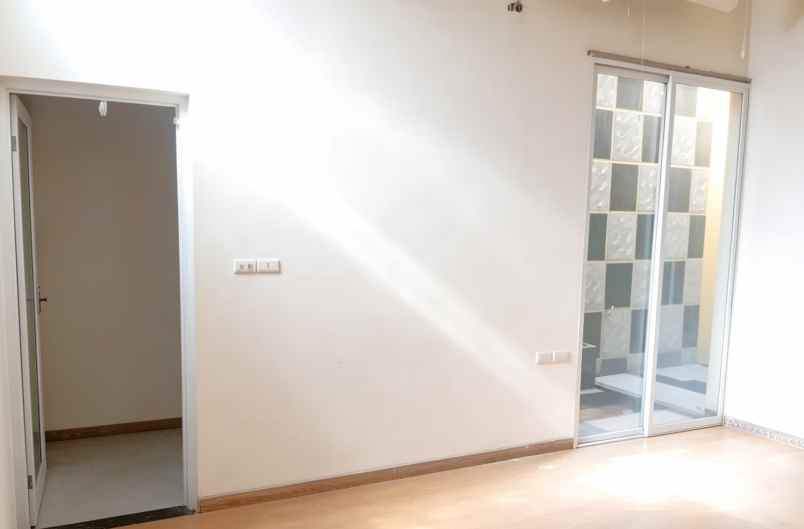 dijual rumah pondok gede