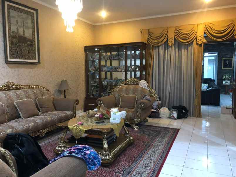 dijual rumah pondok hijau