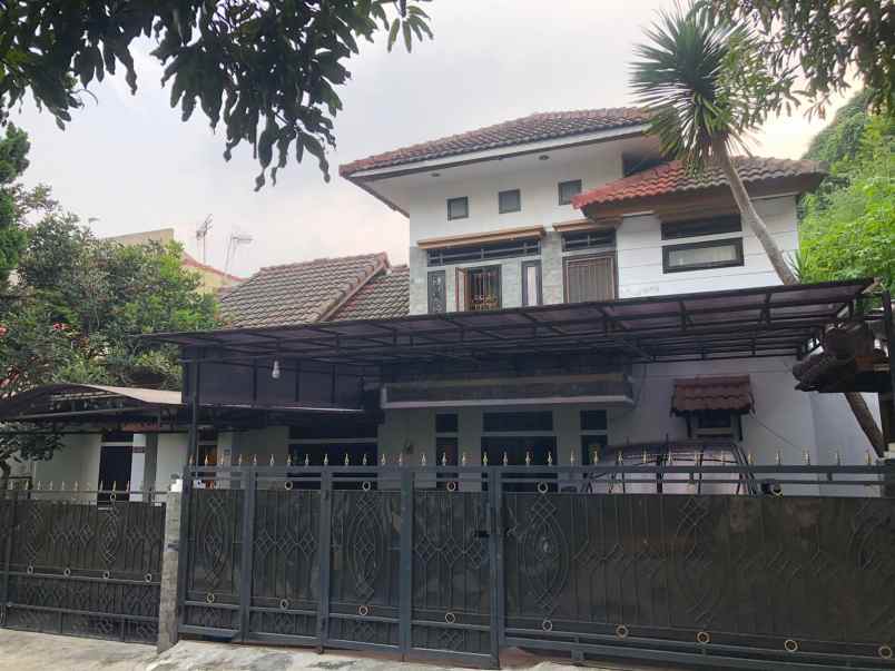 dijual rumah pondok hijau