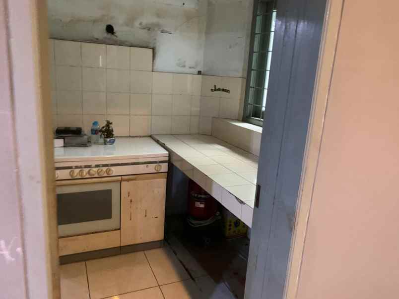 dijual rumah pondok indah