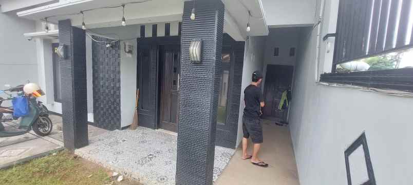 dijual rumah pondok melati