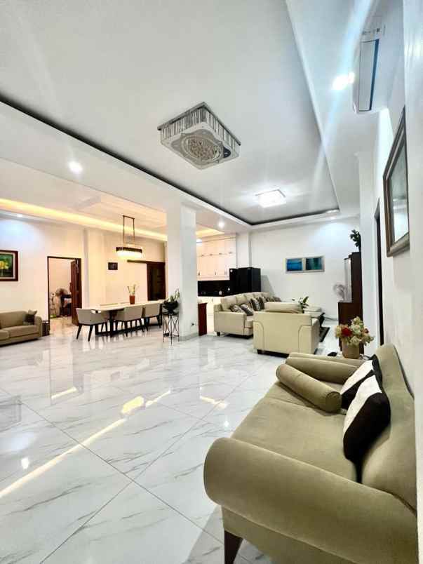dijual rumah pondok pinang