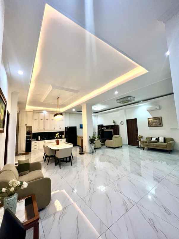dijual rumah pondok pinang