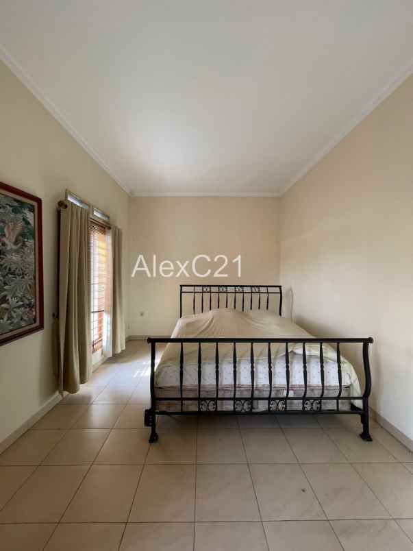 dijual rumah pondok ranji