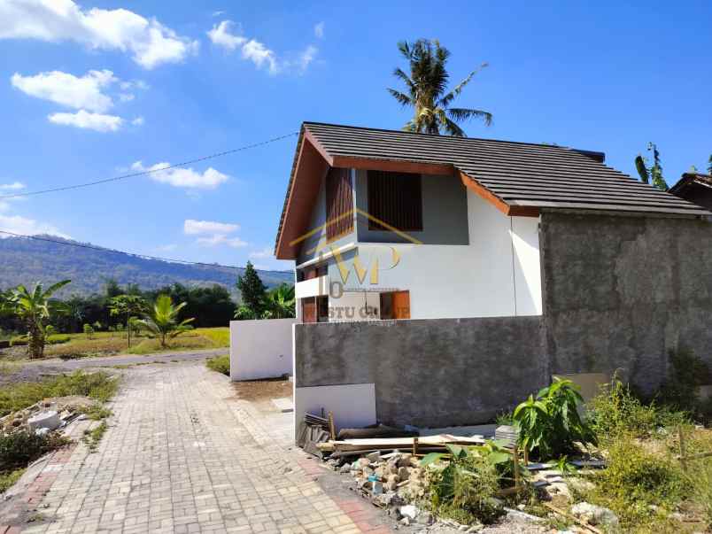 dijual rumah prambanan sleman