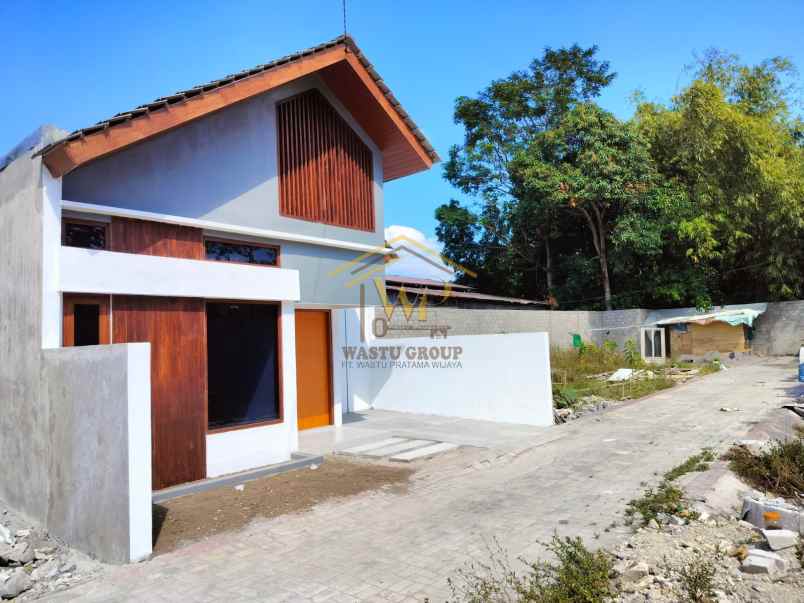 dijual rumah prambanan sleman