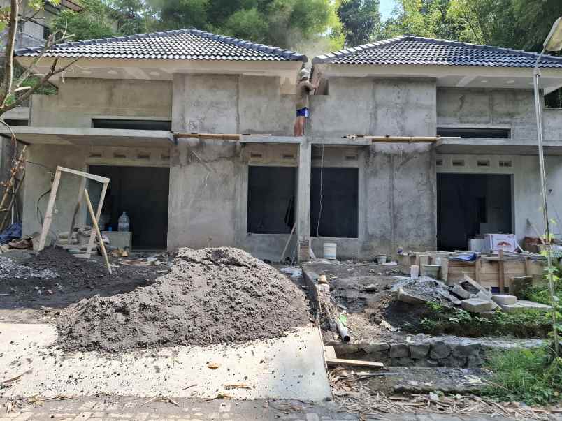 dijual rumah pudakpayung banyumanik