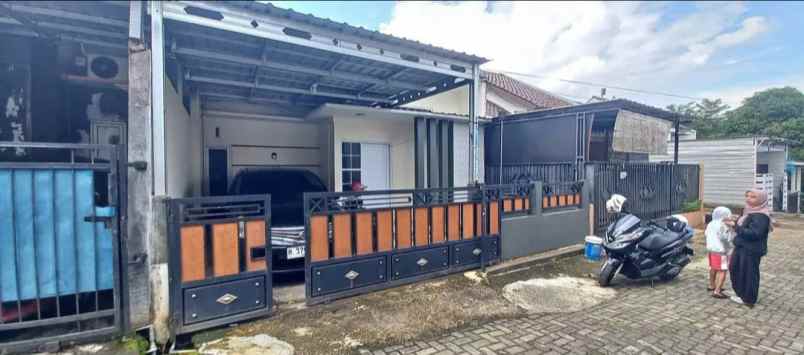 dijual rumah pudakpayung banyumanik