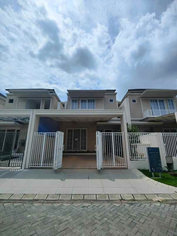 dijual rumah puri galaxy