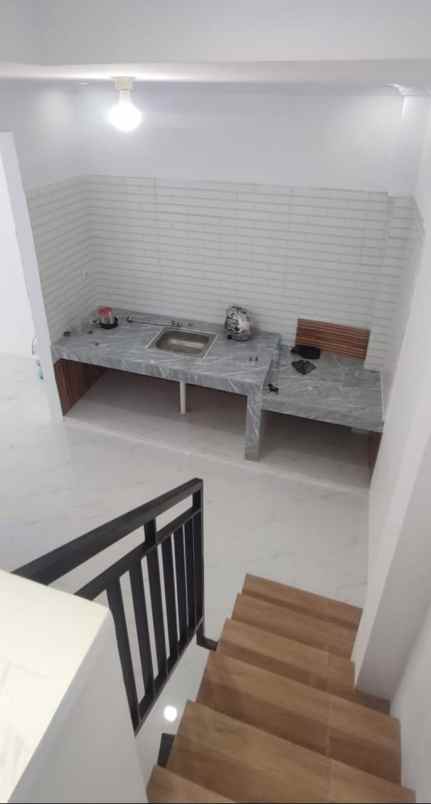 dijual rumah puri harapan