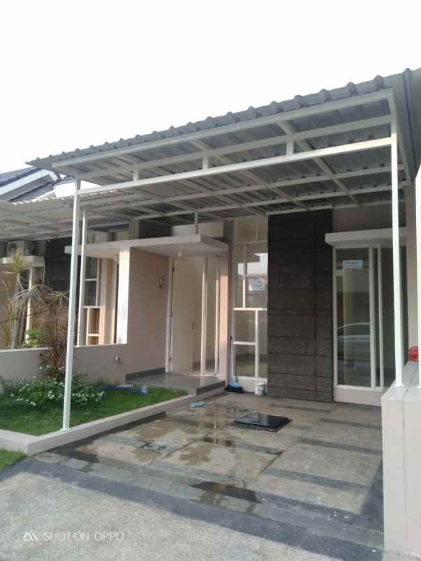 dijual rumah puri safira regency