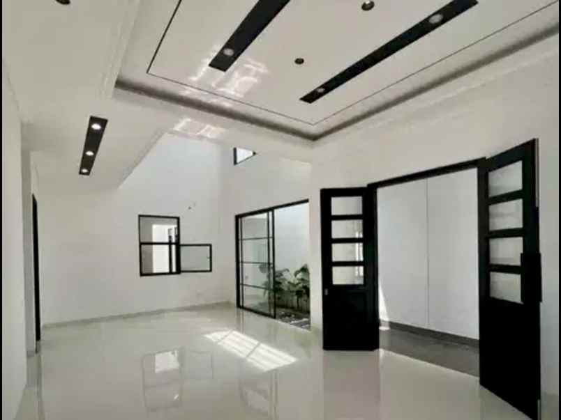 dijual rumah purimas regency rungkut