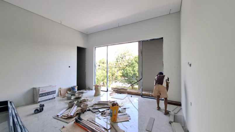 dijual rumah purwomartani