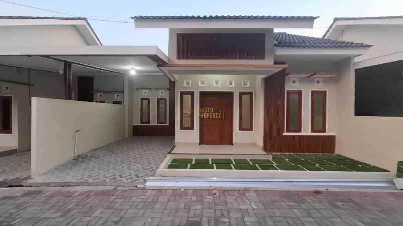 dijual rumah purwomartani