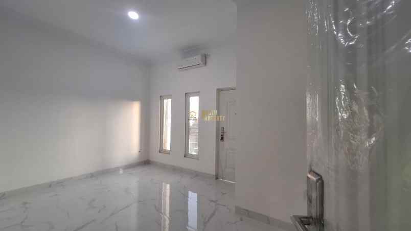 dijual rumah purwomartani