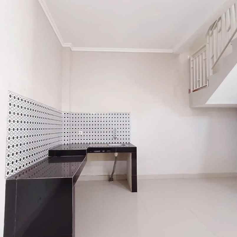 dijual rumah purwomartani kalasan