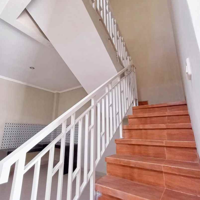 dijual rumah purwomartani kalasan sleman