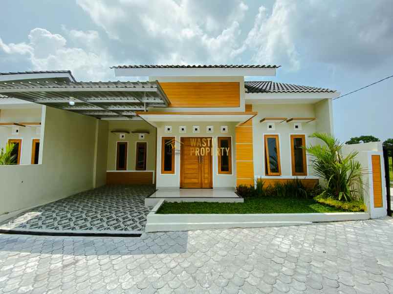 dijual rumah purwomartani kec kalasan