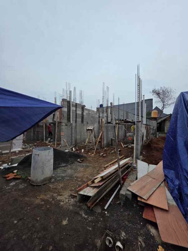 dijual rumah ragunan