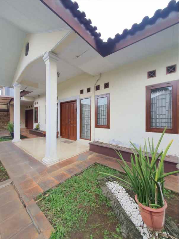 dijual rumah ragunan pasar minggu