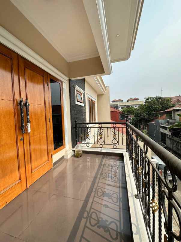 dijual rumah rawamangun jakarta timur