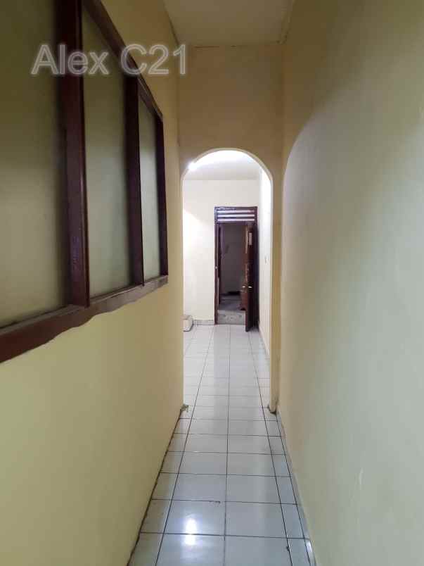 dijual rumah rawasari