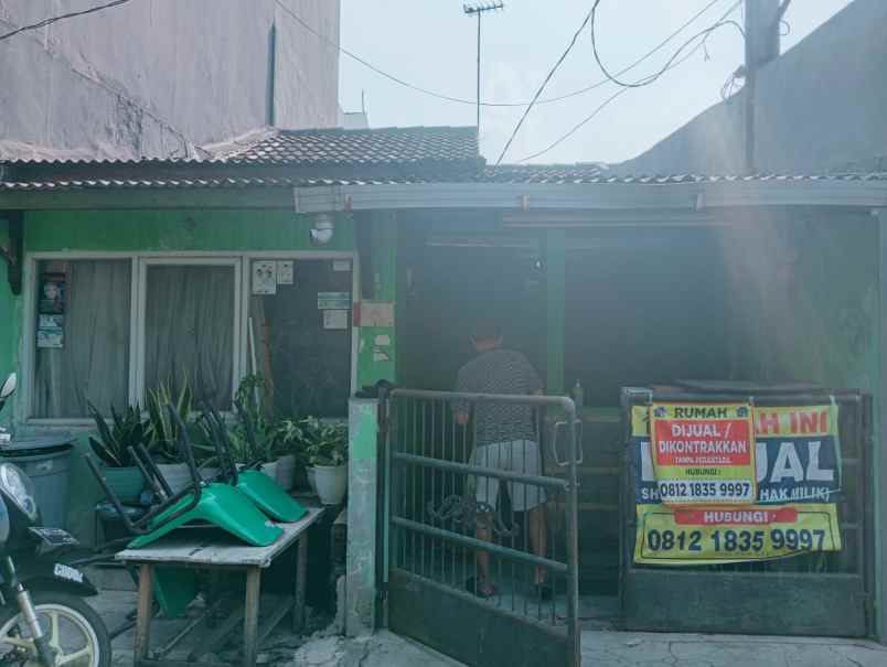 dijual rumah reni jaya pamulang