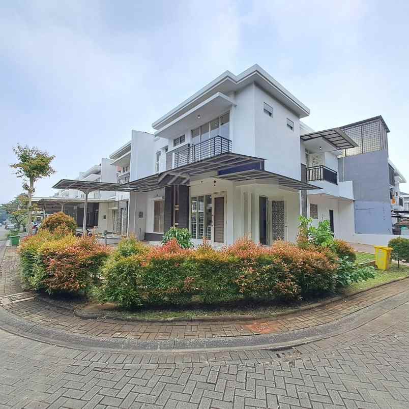 dijual rumah residence one