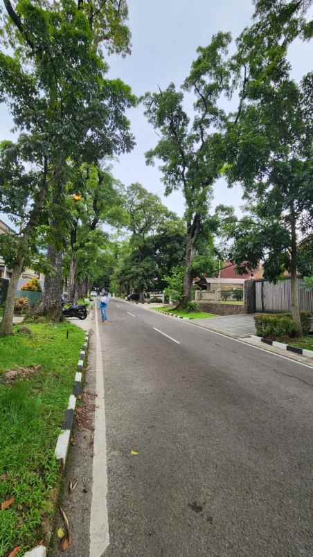 dijual rumah rumah dekat gedung sate