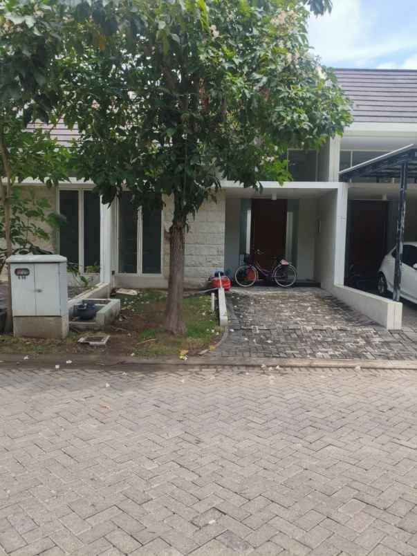 dijual rumah rumah northwest park