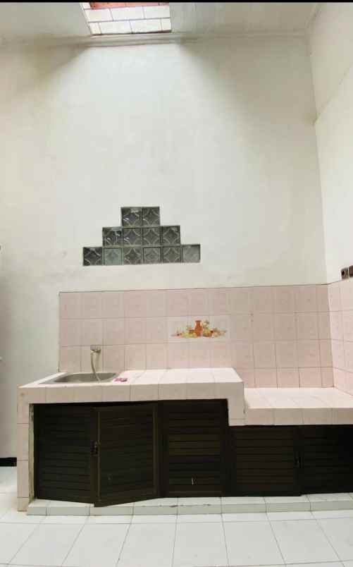 dijual rumah rungkut mapan