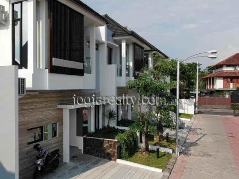 dijual rumah sariharjo ngaglik sleman