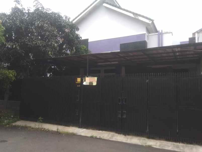 dijual rumah sariwangi