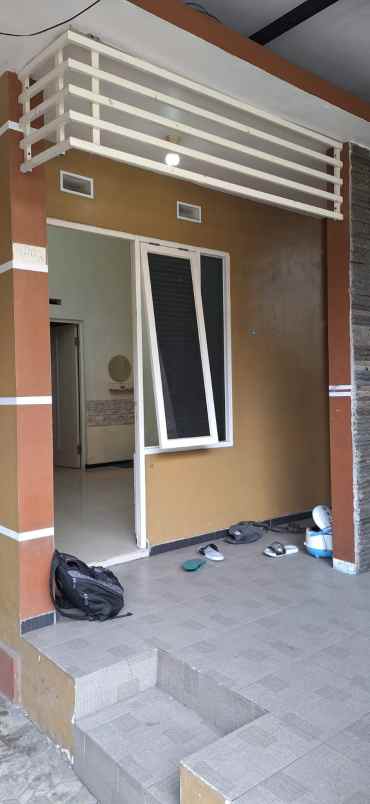 dijual rumah second di gadang kota malang