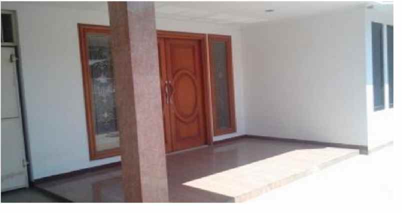 dijual rumah second istimewa di surabaya selatan