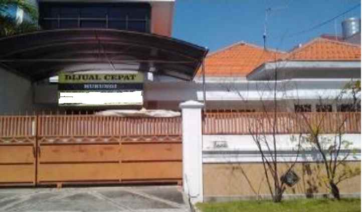 dijual rumah second istimewa di surabaya selatan