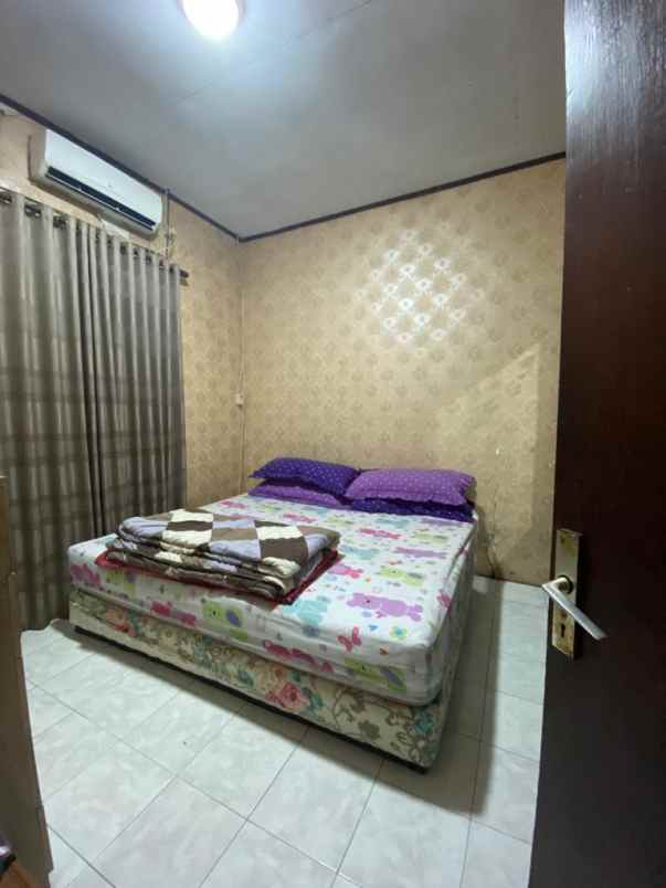 dijual rumah second siap huni area ciracas jaktim