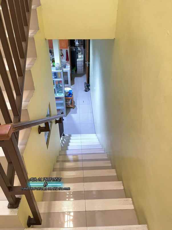 dijual rumah secondary siap huni di koja jakarta utara