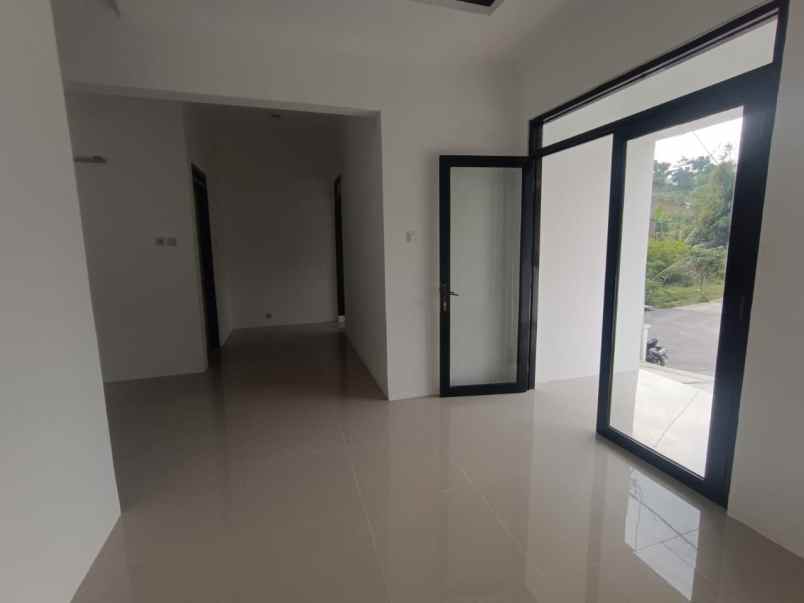 dijual rumah sekejengkol villa bandung